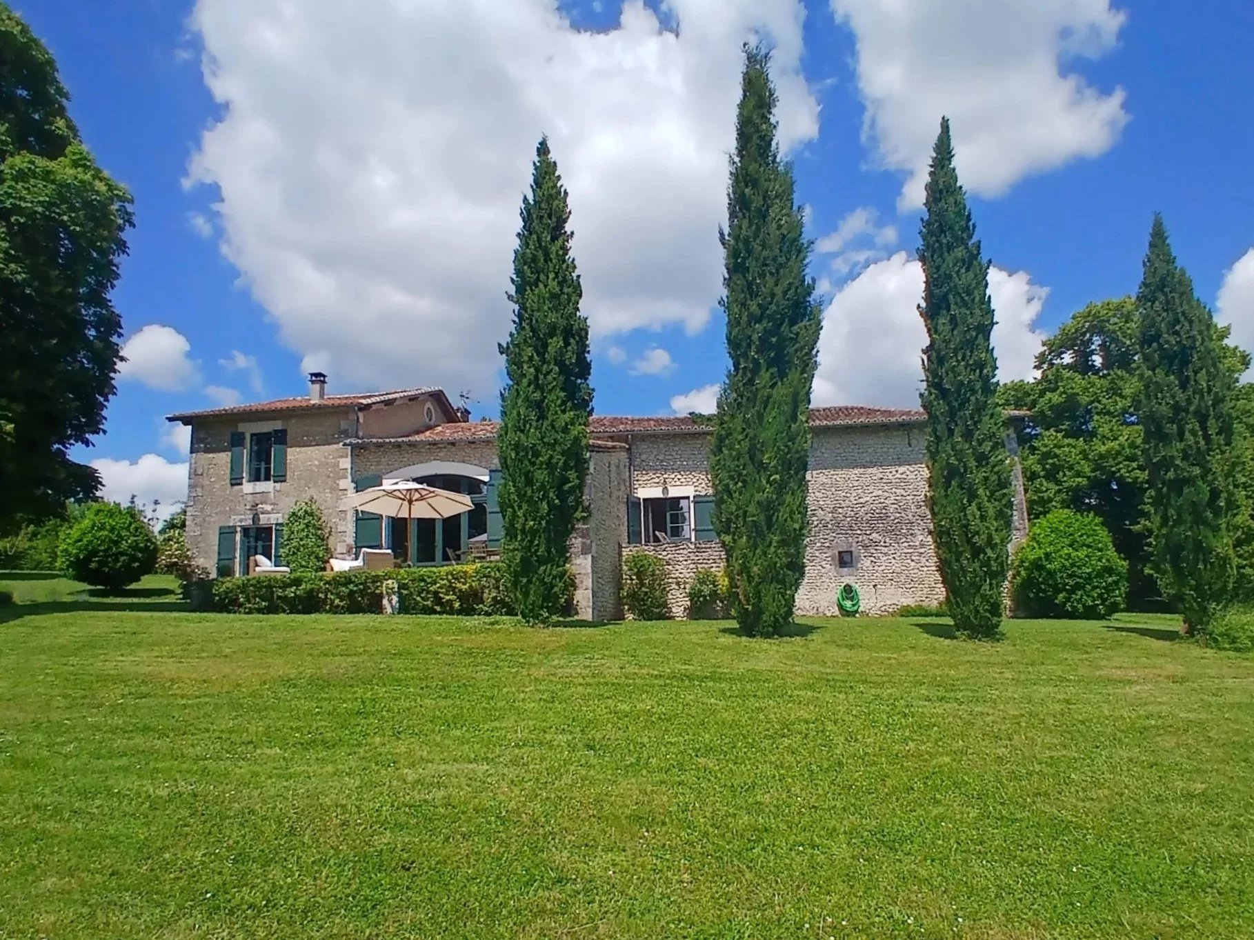 Exceptional four bedroom property with far reaching views.