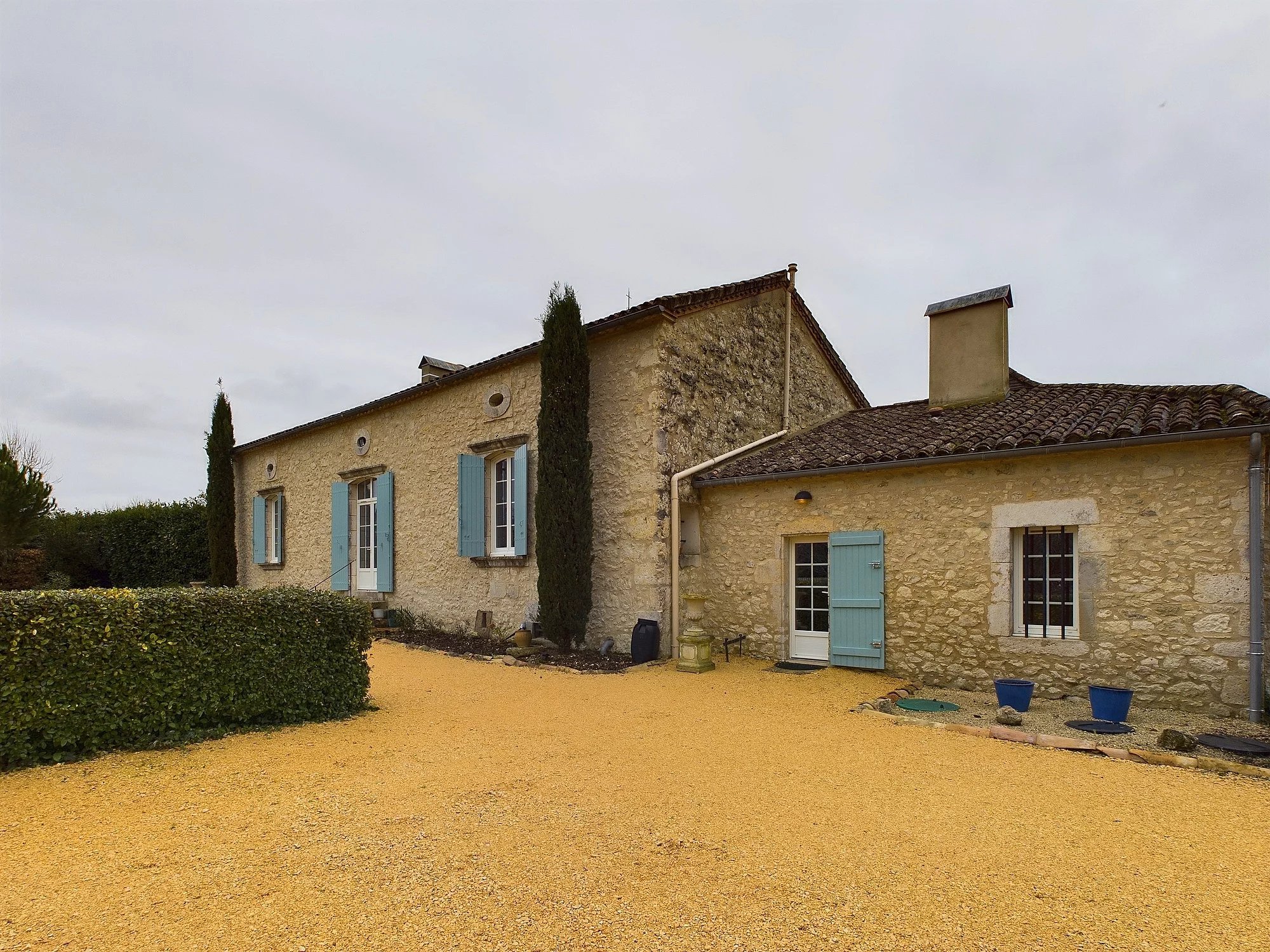 Charming traditional stone house with guest annex and heated pool