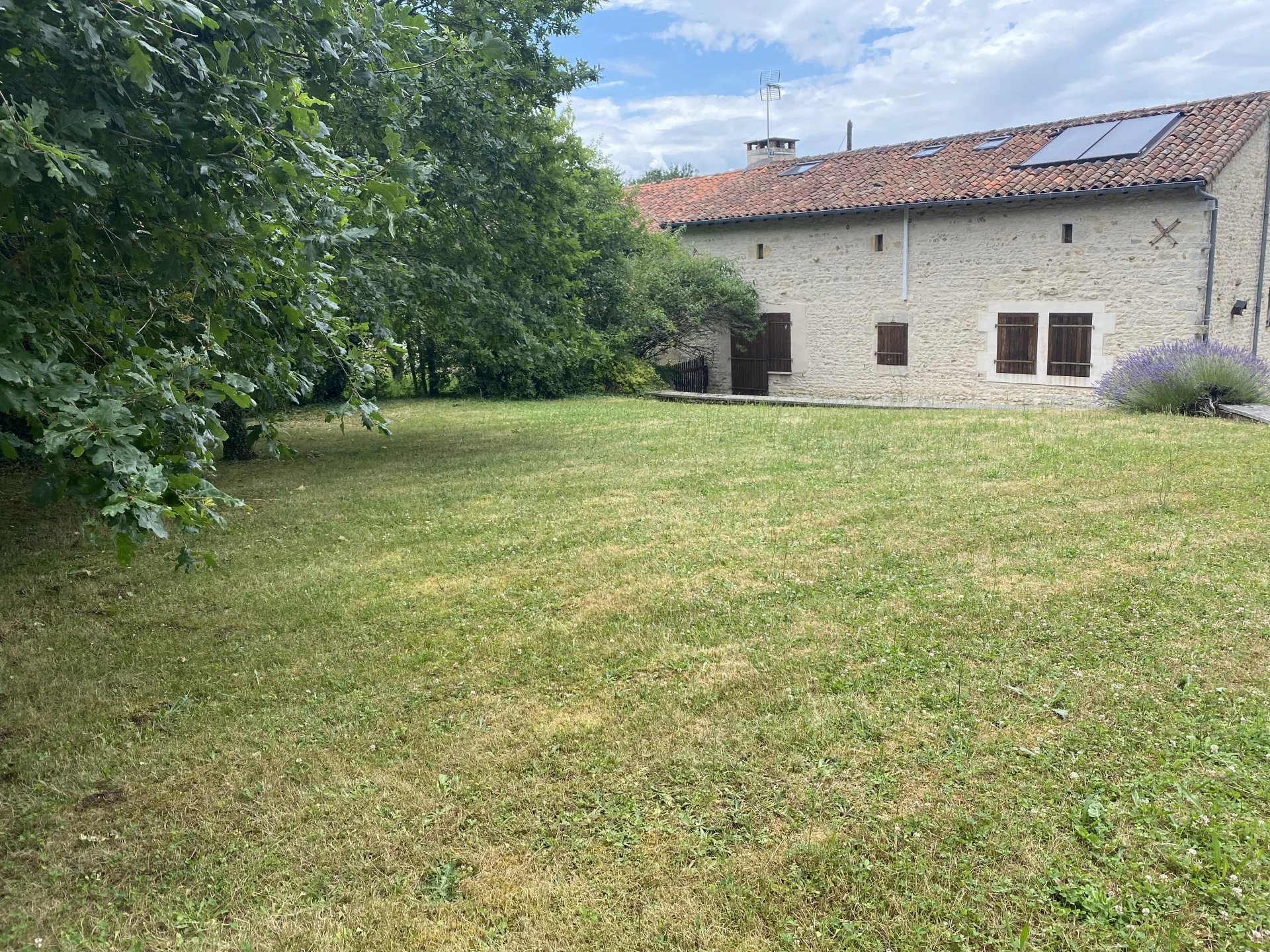 Maison de 3 chambres dans un endroit calme