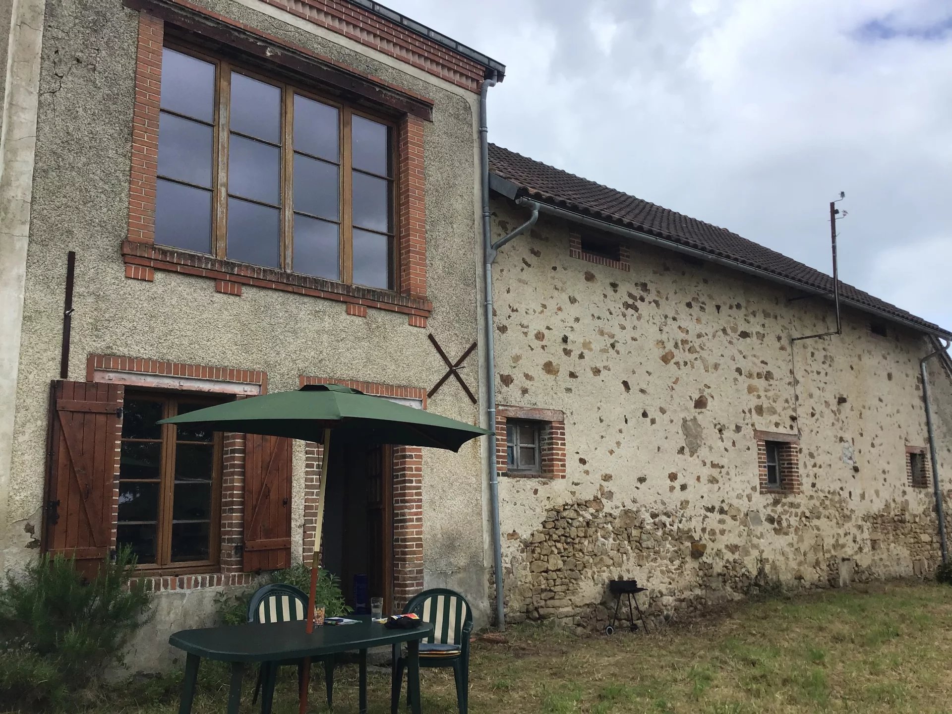 Partially renovated house and barn to complete