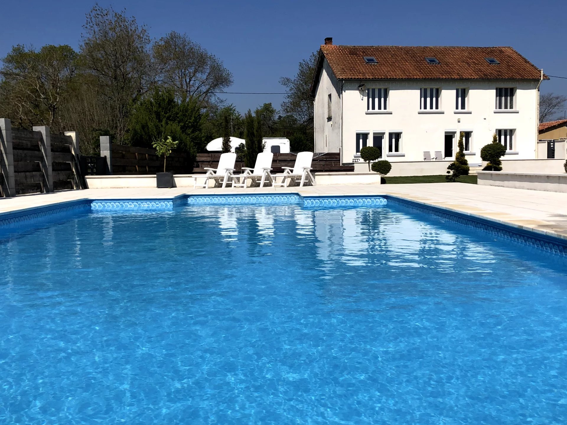Amazing 6 bed renovated home, stunning large heated swimming pool, outbuilding, river frontage and land