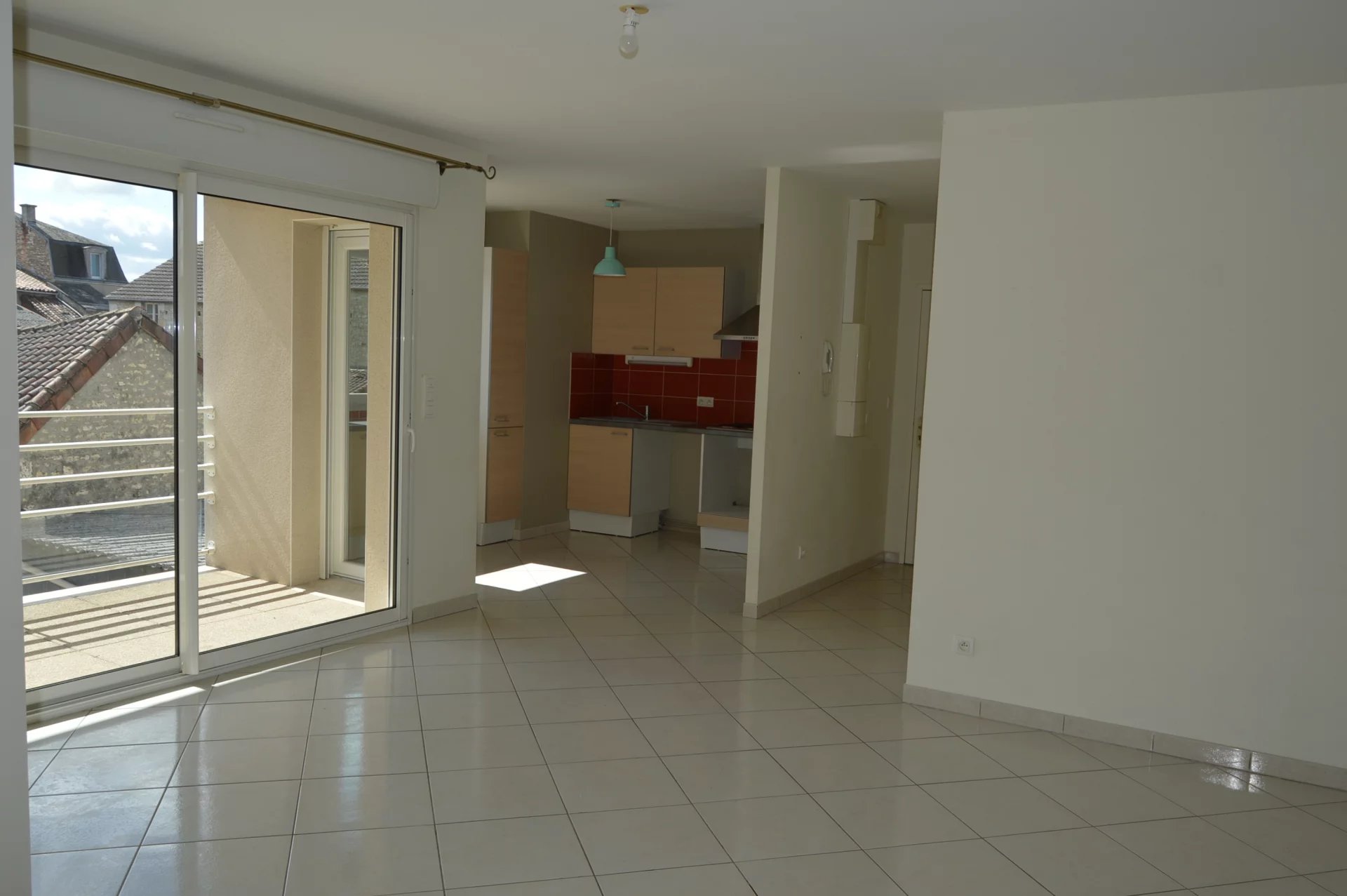 Ideal location - two bedroom flat with balcony and garage in a residence with lift