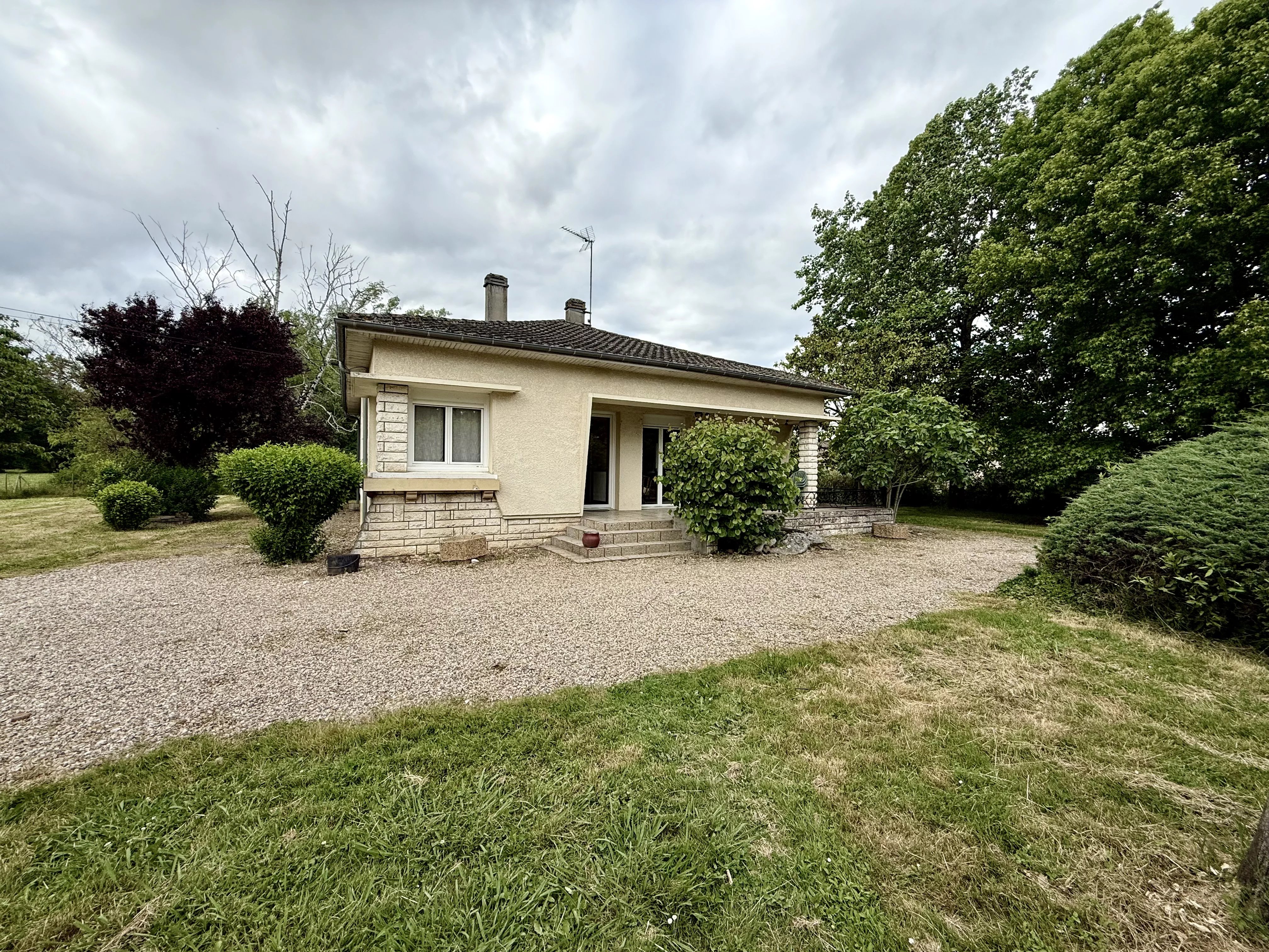 Quiet 3-bedroom house
