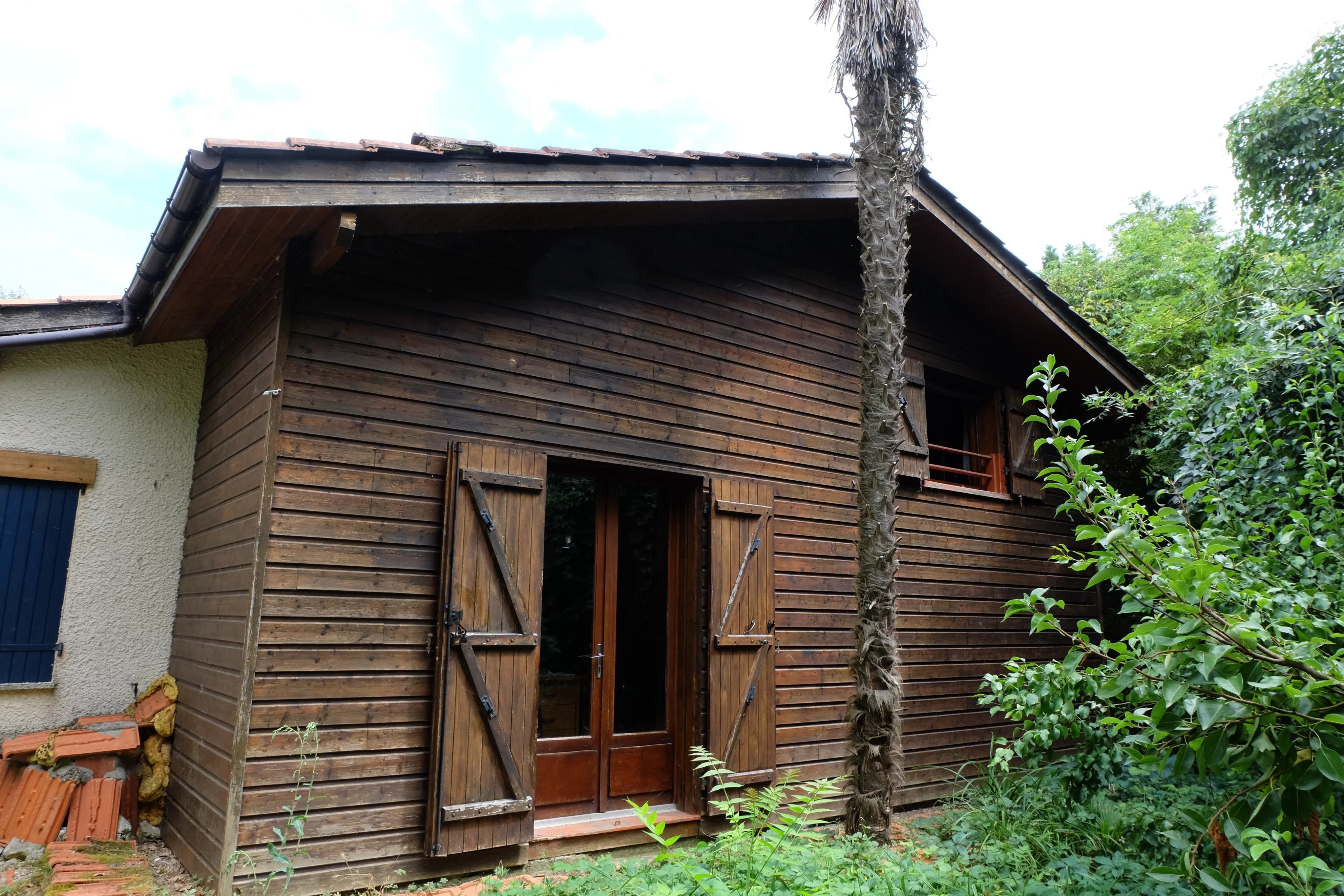 House with chalet extension near Villeneuve Sur Lot