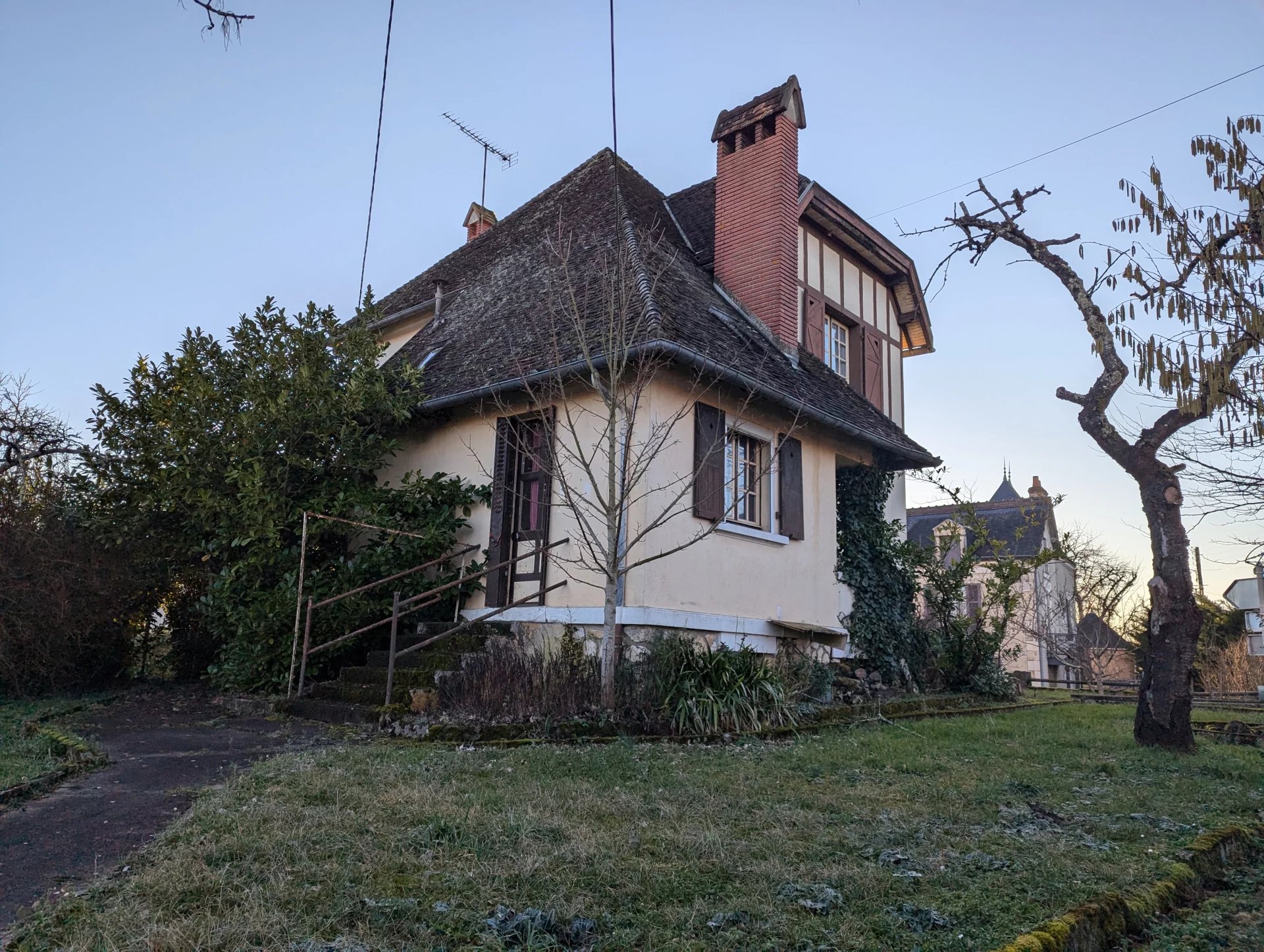 Grande maison familiale au cœur de l'Indre